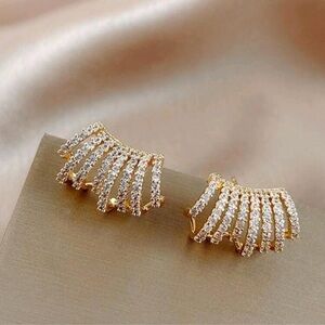 NEW!! Minimalist "Golden hour" Diamond Gold Plated Stud Earrings